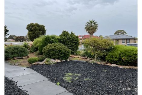 Property photo of 27 McKenzie Road Elizabeth Downs SA 5113