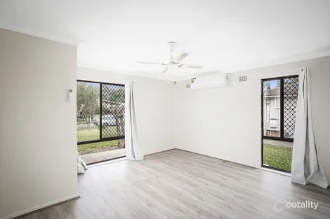 Property photo of 66 Torres Crescent Whalan NSW 2770
