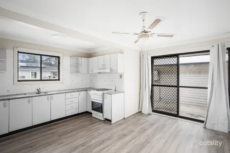 Property photo of 66 Torres Crescent Whalan NSW 2770