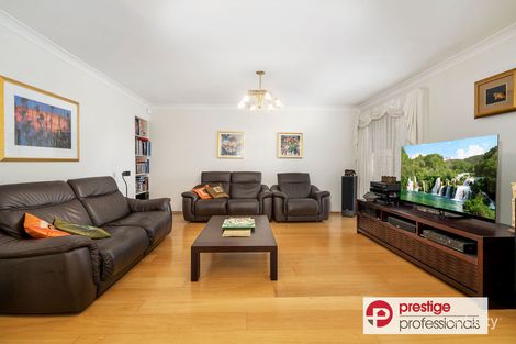 Property photo of 18 Mirbelia Court Voyager Point NSW 2172