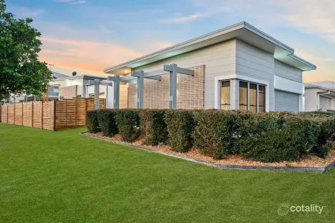30 MAPLETON CRES, CAPALABA, QLD 4157