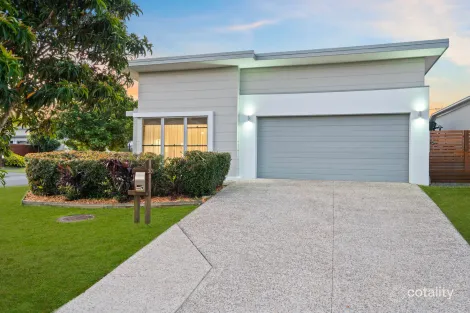 Property photo of 30 Mapleton Crescent Capalaba QLD 4157