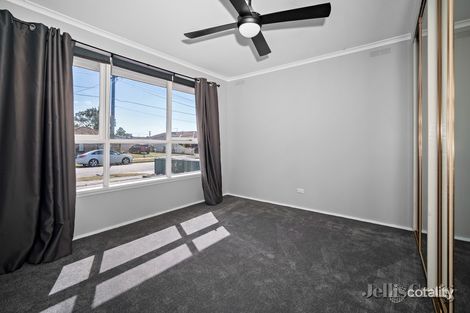 Property photo of 3 Cedric Street Wendouree VIC 3355