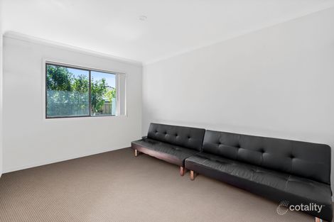 Property photo of 56 Nigella Circuit Hamlyn Terrace NSW 2259