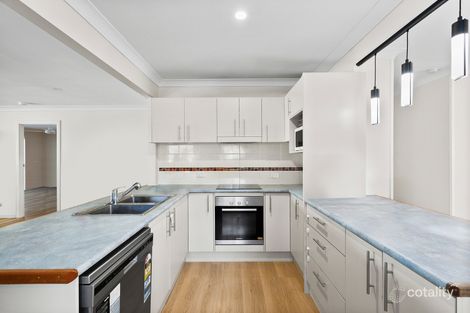 Property photo of 23 Valley Drive Figtree NSW 2525