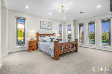 Property photo of 27 Renishaw Drive Officer VIC 3809