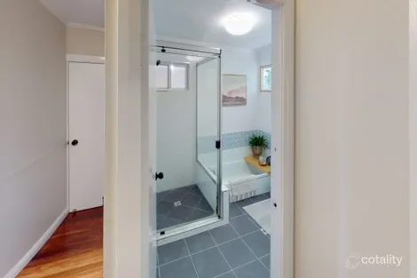 Property photo of 31-33 Hardwick Street Stratford QLD 4870