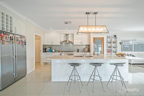 Property photo of 16 Avocet Circuit Cranebrook NSW 2749