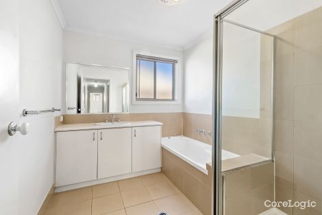 Property photo of 1/24 Tallowwood Street Thurgoona NSW 2640