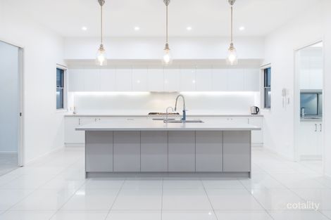 Property photo of 7810 Pavilions Close Hope Island QLD 4212