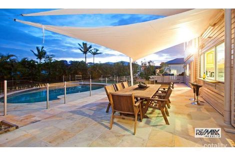 67 Hipwood Ave, Coorparoo, QLD 4151