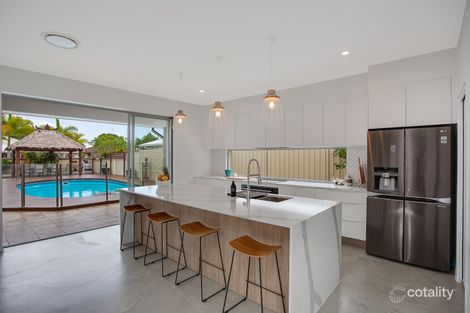 82 Rumrunner St, Mermaid Waters, QLD 4218