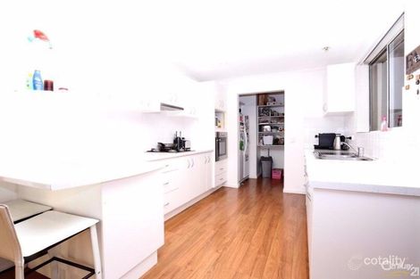 Property photo of 7 Minna Place South Bathurst NSW 2795