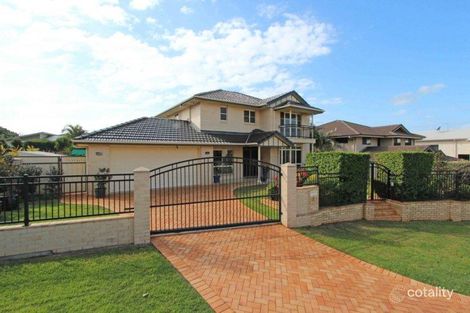 Property photo of 6 Waterfront Place Redland Bay QLD 4165
