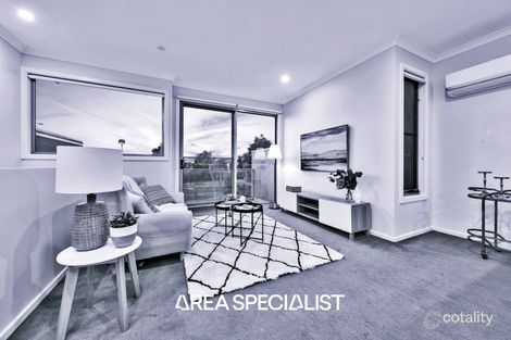 Property photo of 16 Topal Drive Officer VIC 3809