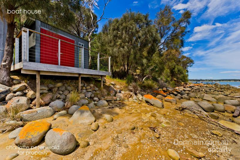 Property photo of 159 Lewisham Scenic Drive Lewisham TAS 7173