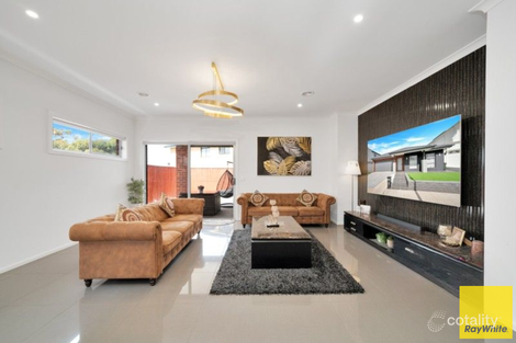 Property photo of 71 Homebush Drive Tarneit VIC 3029