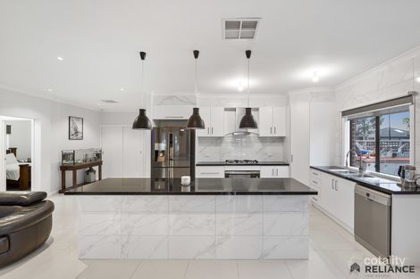 Property photo of 34 Mapleton Boulevard Melton South VIC 3338