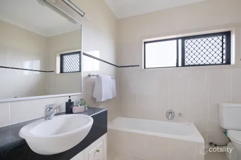 Property photo of 5/19 Daniells Street Carina QLD 4152