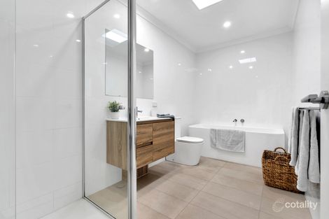 Property photo of 9/2 Milleara Road Keilor East VIC 3033