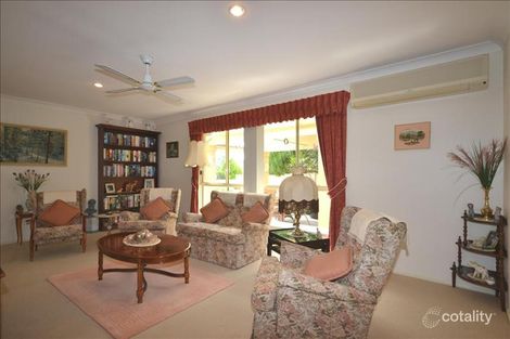 Property photo of 1 Marigold Close Bomaderry NSW 2541