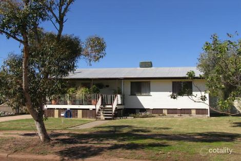 62 Binnie St, Tara, QLD 4421