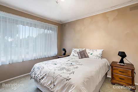 Property photo of 16 Lindisfarne Drive Burwood East VIC 3151