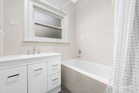 Property photo of 2 Hotham Street Lake Wendouree VIC 3350