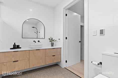 15a South St, Hectorville, SA 5073