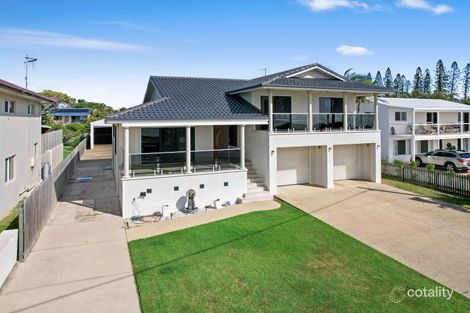Property photo of 113 Sea Esplanade Burnett Heads QLD 4670