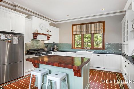 Property photo of 22 Piper Crescent Eltham VIC 3095