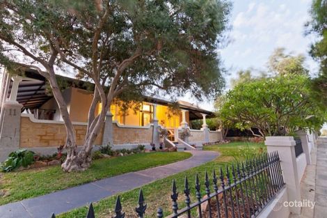11 Sea View St, Beaconsfield, WA 6162