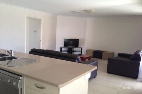 Property photo of 11 Bishop Drive Miles QLD 4415