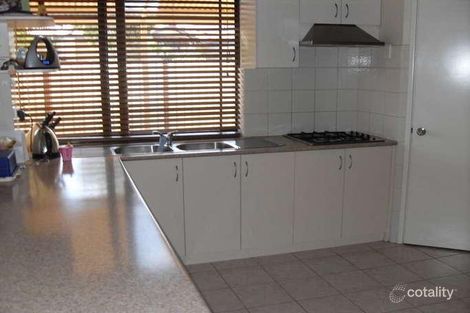 Property photo of 2 Wrasse Way Yangebup WA 6164