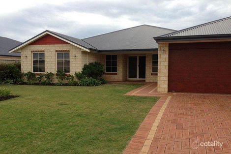 11 Chelan Way, Secret Harbour, WA 6173