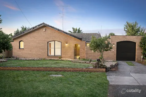 6 Winter St, Newington, VIC 3350