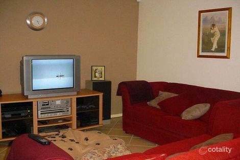 Property photo of 79 Cadogan Street Carindale QLD 4152