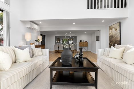 Property photo of 233 Mount Ommaney Drive Mount Ommaney QLD 4074