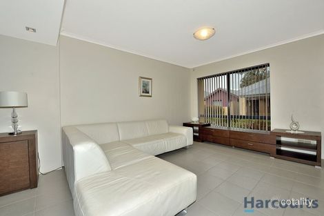 Property photo of 35/1 Mariners Cove Drive Dudley Park WA 6210