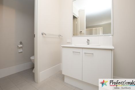 Property photo of 5 Advance Road Dalyellup WA 6230