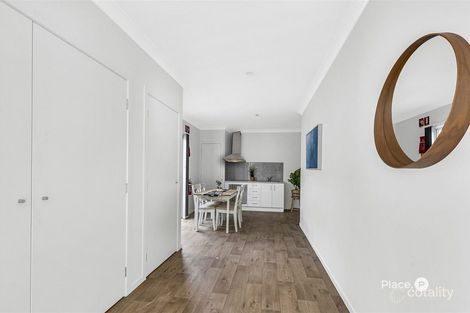 Property photo of 59 Hutton Avenue Wynnum QLD 4178