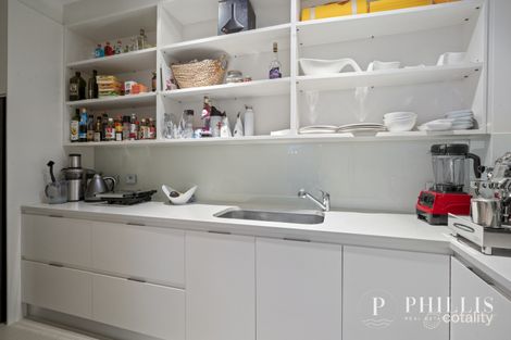 Property photo of 26-28 Royal Albert Crescent Paradise Point QLD 4216