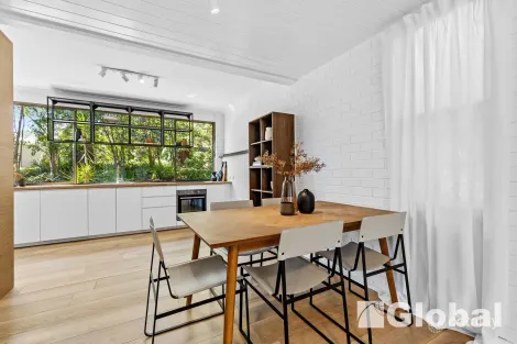 Property photo of 2/84 Queen Street Warners Bay NSW 2282