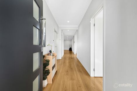 Property photo of 24 Arrowsmith Street Tarneit VIC 3029