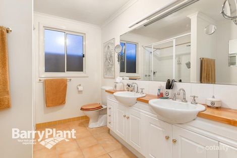 Property photo of 69 Timberglade Drive Noble Park North VIC 3174