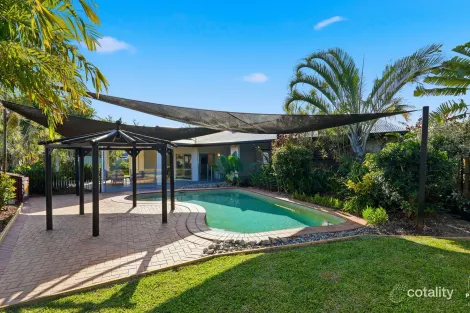 Property photo of 5 Conch Close Trinity Beach QLD 4879