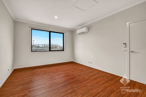 Property photo of 2/31 Newcomen Road Springvale VIC 3171