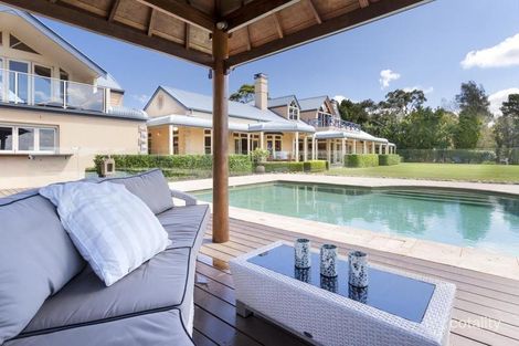 Property photo of 100 Booralie Road Terrey Hills NSW 2084