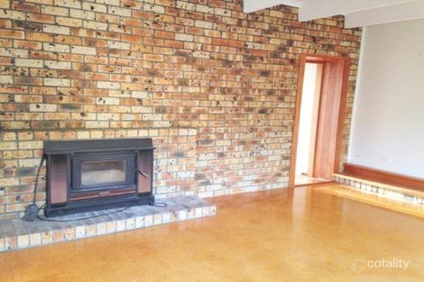 Property photo of 8 Adam Place Farrer ACT 2607