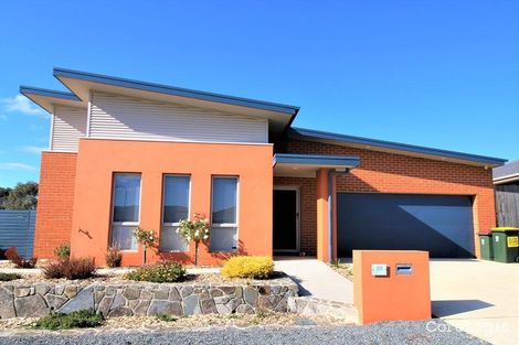 Property photo of 20 Munjuwa Street Ngunnawal ACT 2913